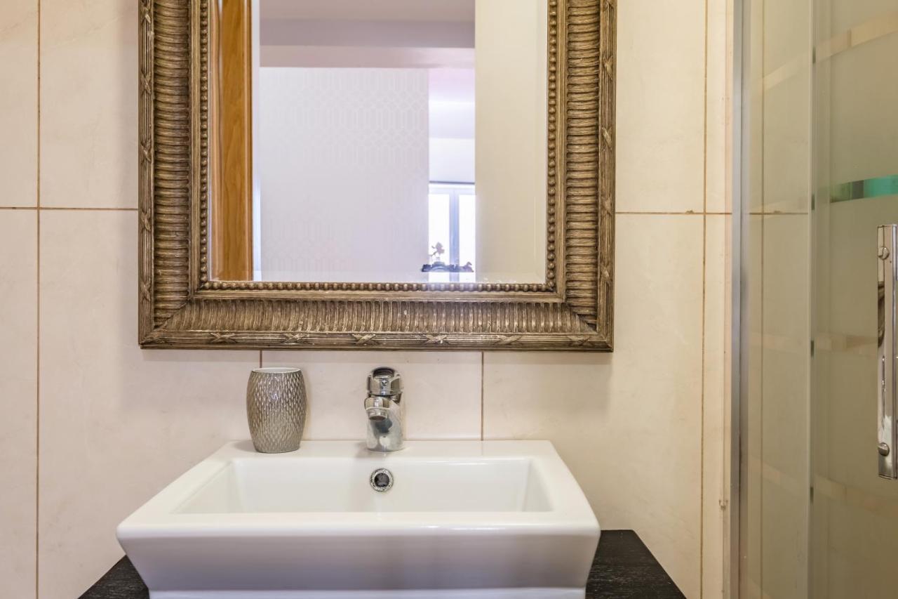 Cayres Suites Carmo Фуншал Екстериор снимка