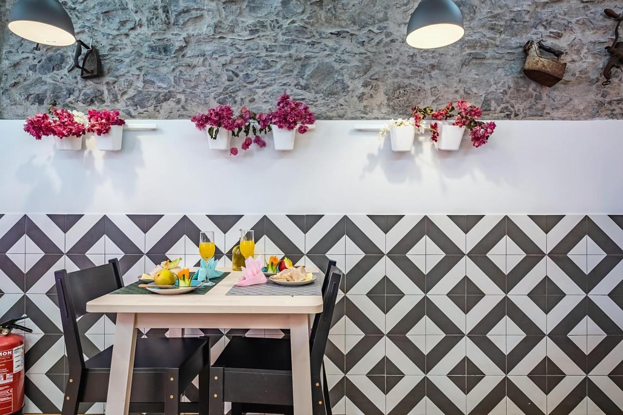Cayres Suites Carmo Фуншал Екстериор снимка